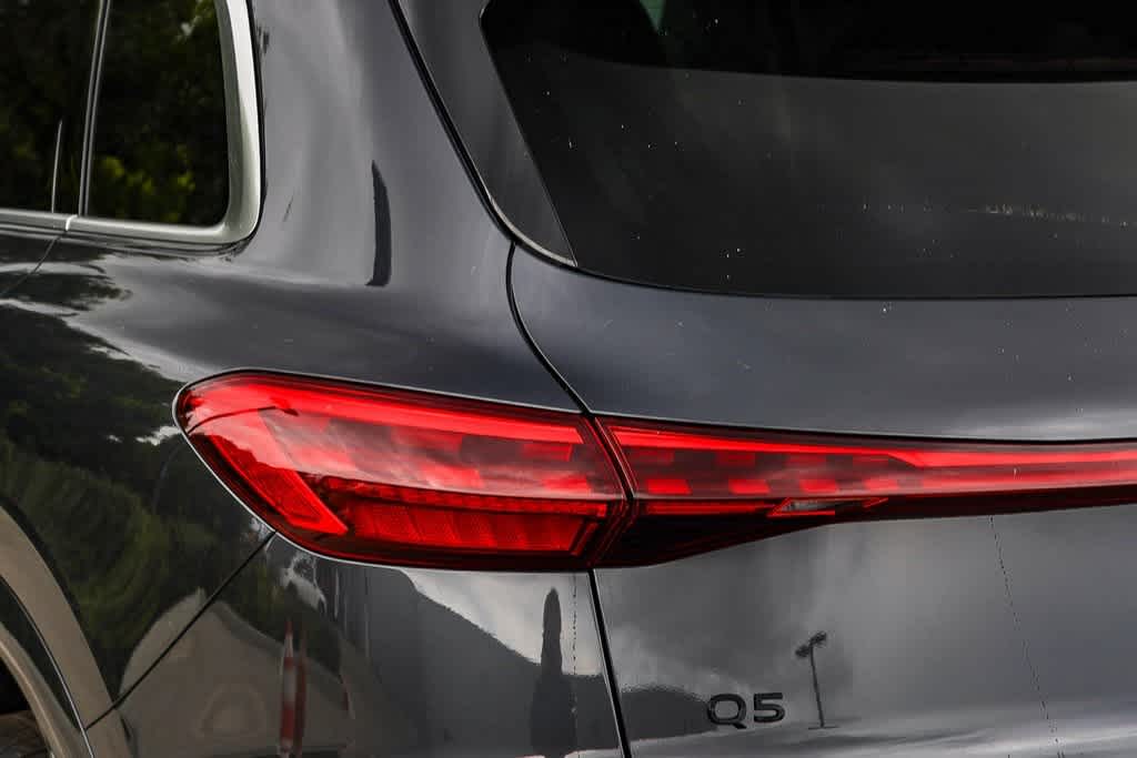 Thumbnail: 2025 Audi Q5 - 7