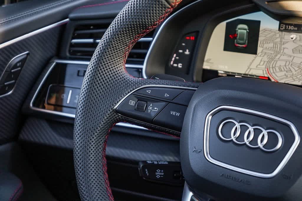 Thumbnail: 2026 Audi SQ8 - 16