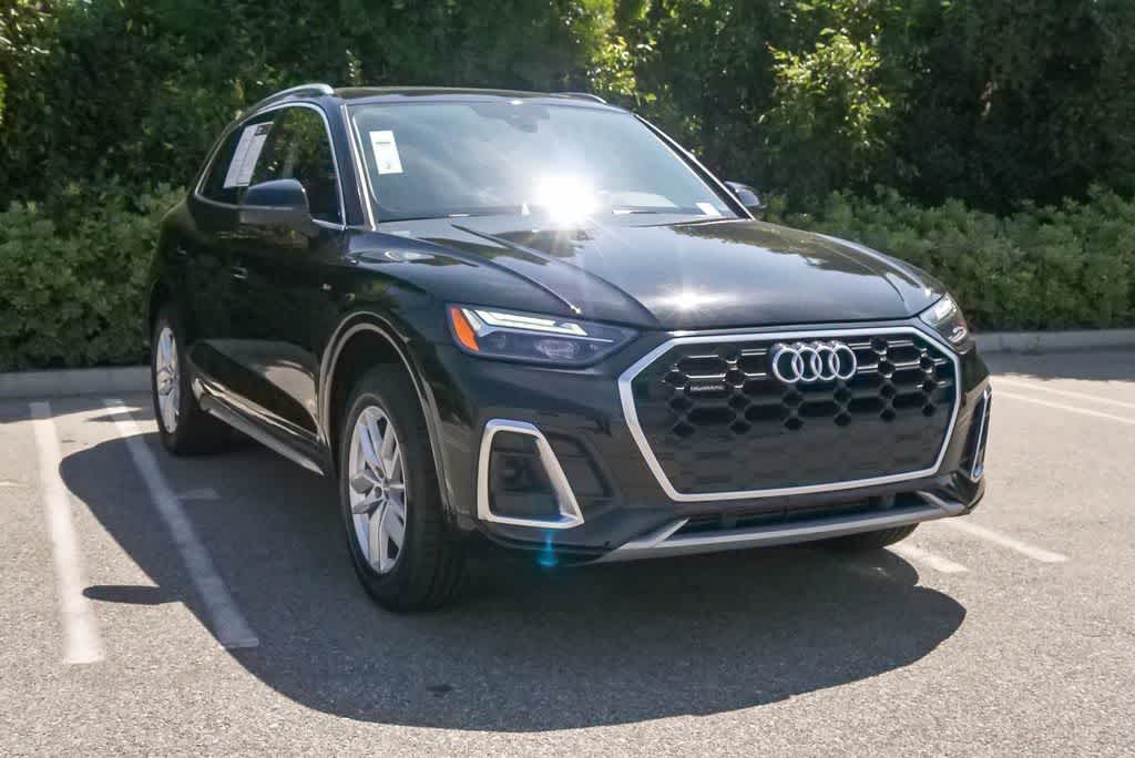 Thumbnail: 2022 Audi Q5 - 3