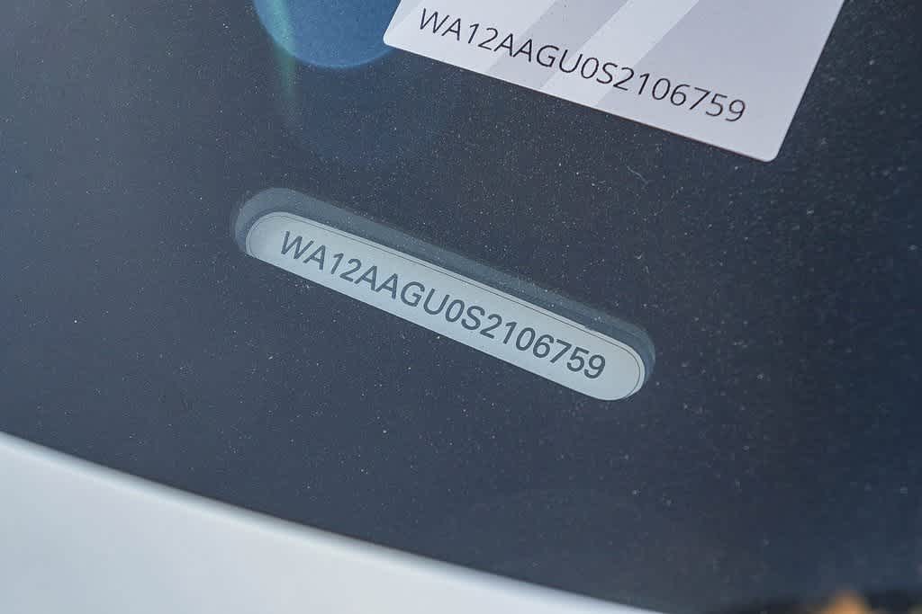 Thumbnail: 2025 Audi Q5 - 32