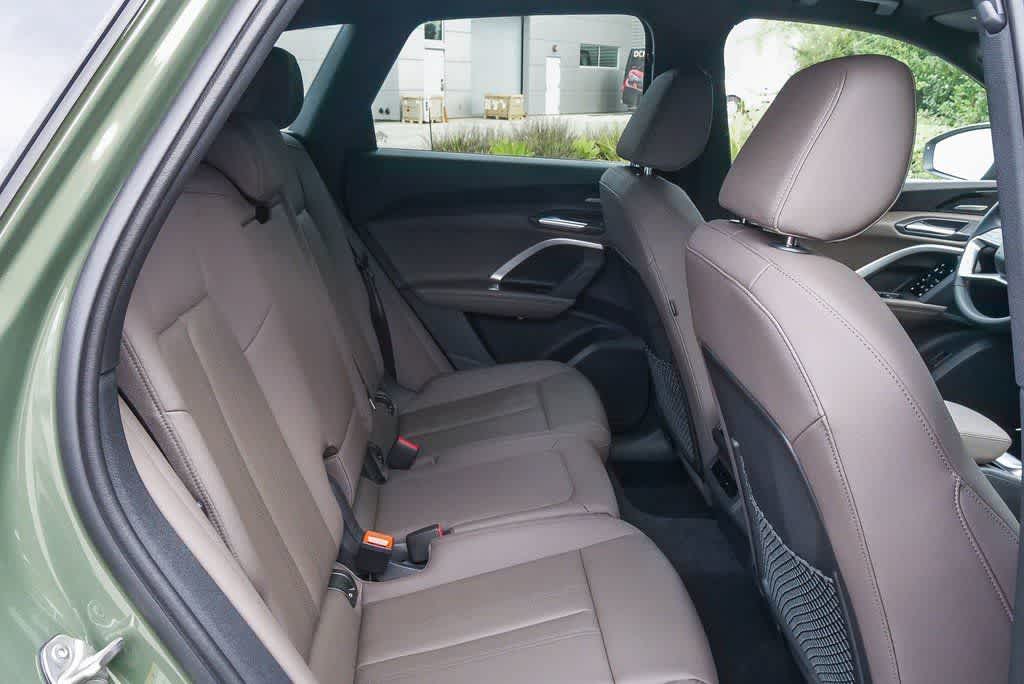 Thumbnail: 2025 Audi Q5 - 15