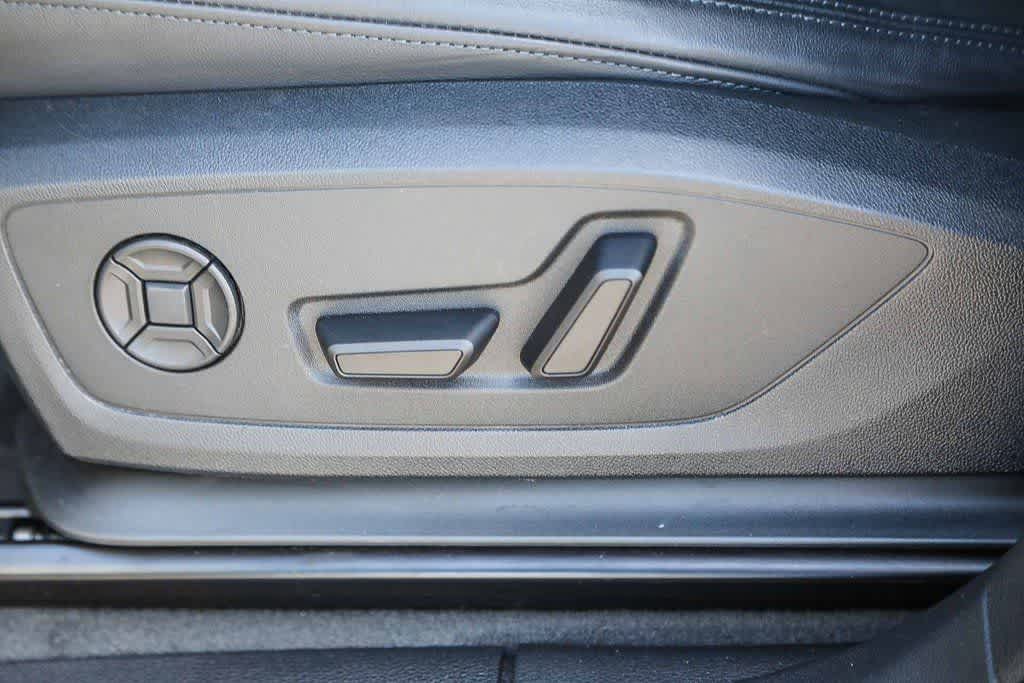 Thumbnail: 2024 Audi Q3 - 16