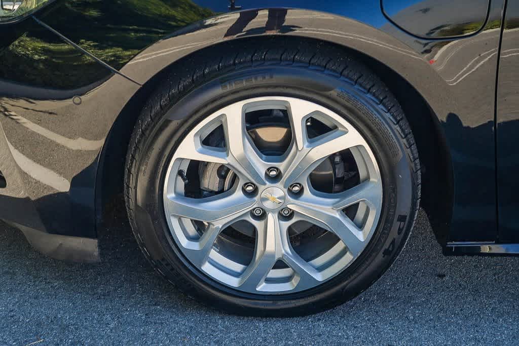 Thumbnail: 2018 Chevrolet Volt - 10