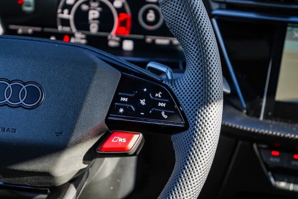 Thumbnail: 2026 Audi RS 3 - 17