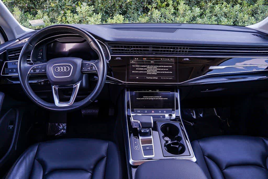 Thumbnail: 2023 Audi Q7 - 12