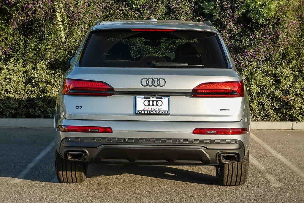 Thumbnail: 2026 Audi Q7 - 5