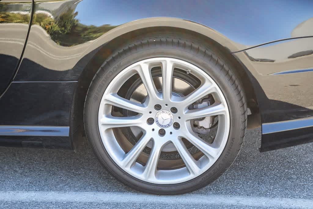 Thumbnail: 2013 Mercedes-Benz SL-Class - 10