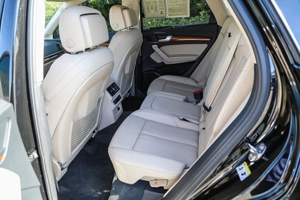 Thumbnail: 2022 Audi Q5 - 17