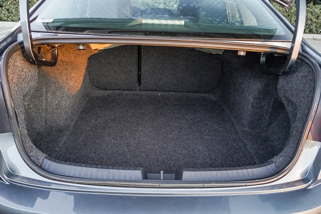 Thumbnail: 2024 Volkswagen Jetta - 29