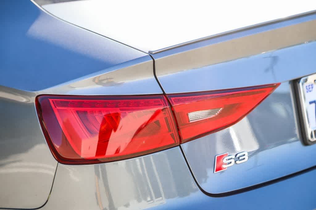 Thumbnail: 2016 Audi S3 - 8