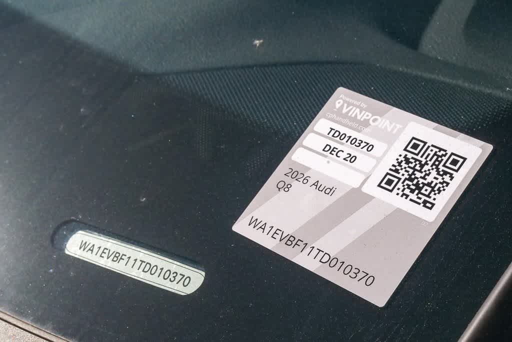 Thumbnail: 2026 Audi Q8 - 24