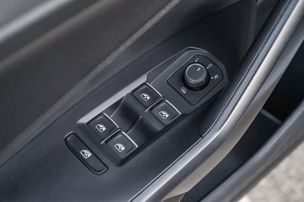 Thumbnail: 2024 Volkswagen Jetta - 23