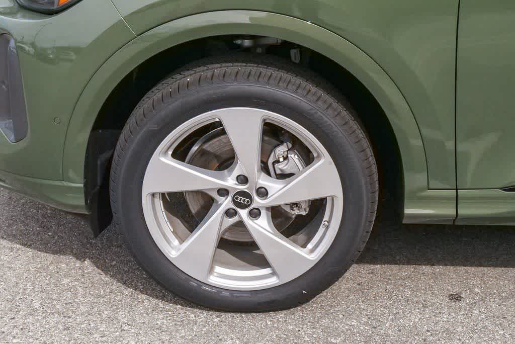 Thumbnail: 2025 Audi Q5 - 5