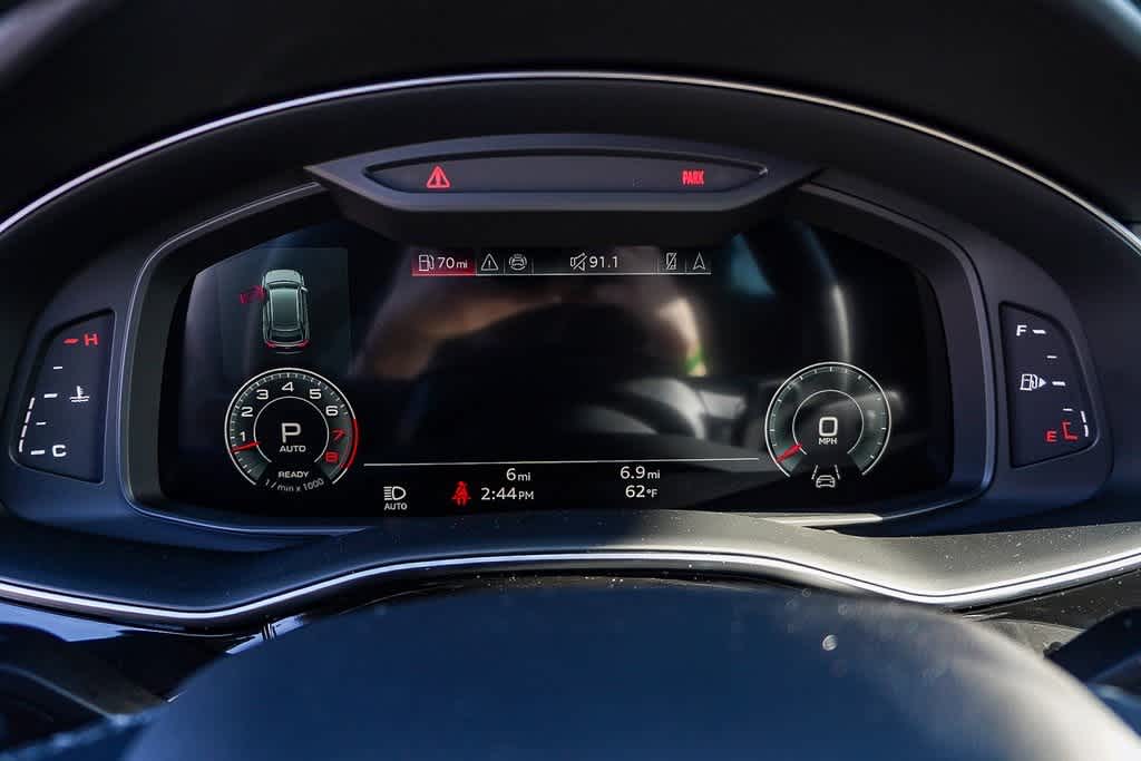 Thumbnail: 2026 Audi Q8 - 26