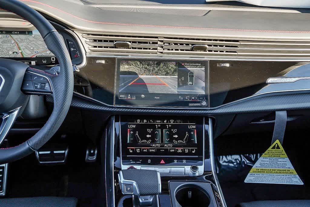 Thumbnail: 2026 Audi SQ8 - 13