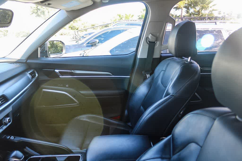 Thumbnail: 2020 Kia Telluride - 13