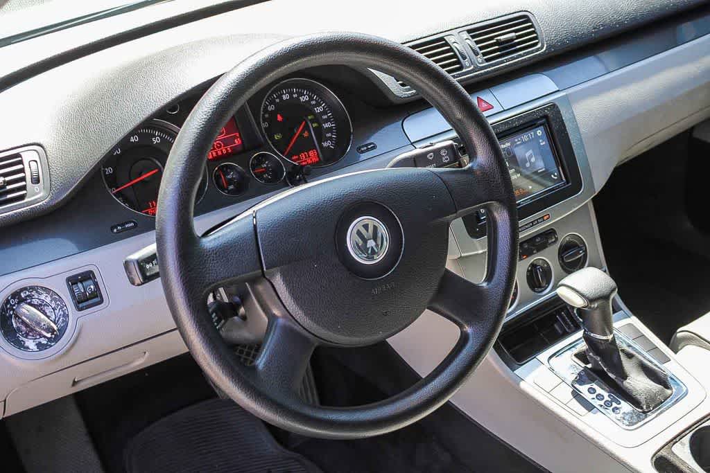 Thumbnail: 2007 Volkswagen Passat - 17