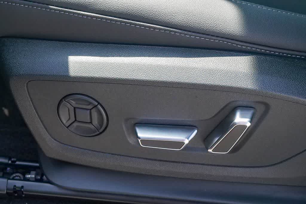 Thumbnail: 2026 Audi Q3 - 22