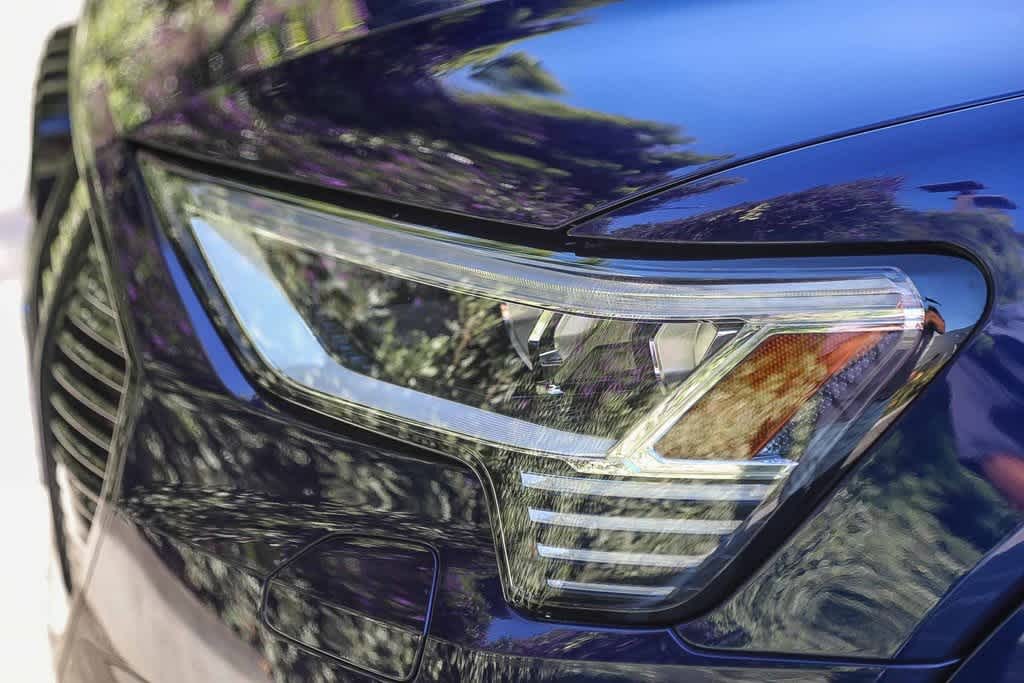 Thumbnail: 2022 Audi e-tron - 7