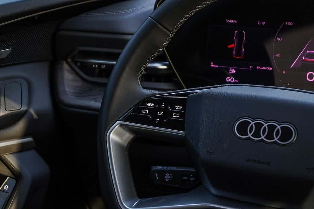 Thumbnail: 2025 Audi Q5 - 16