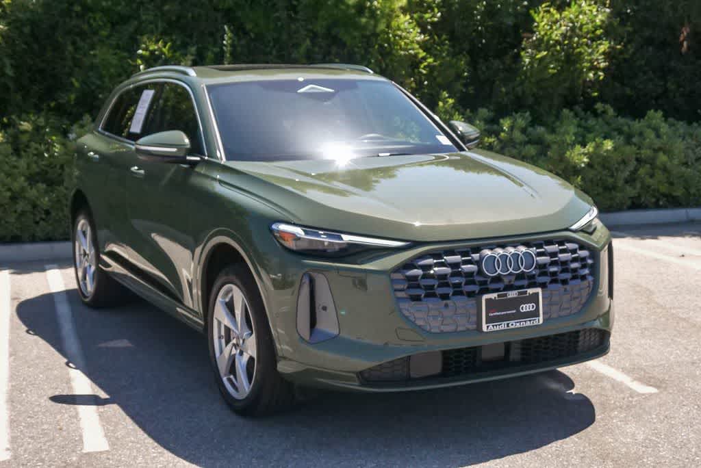 Thumbnail: 2025 Audi Q5 - 3