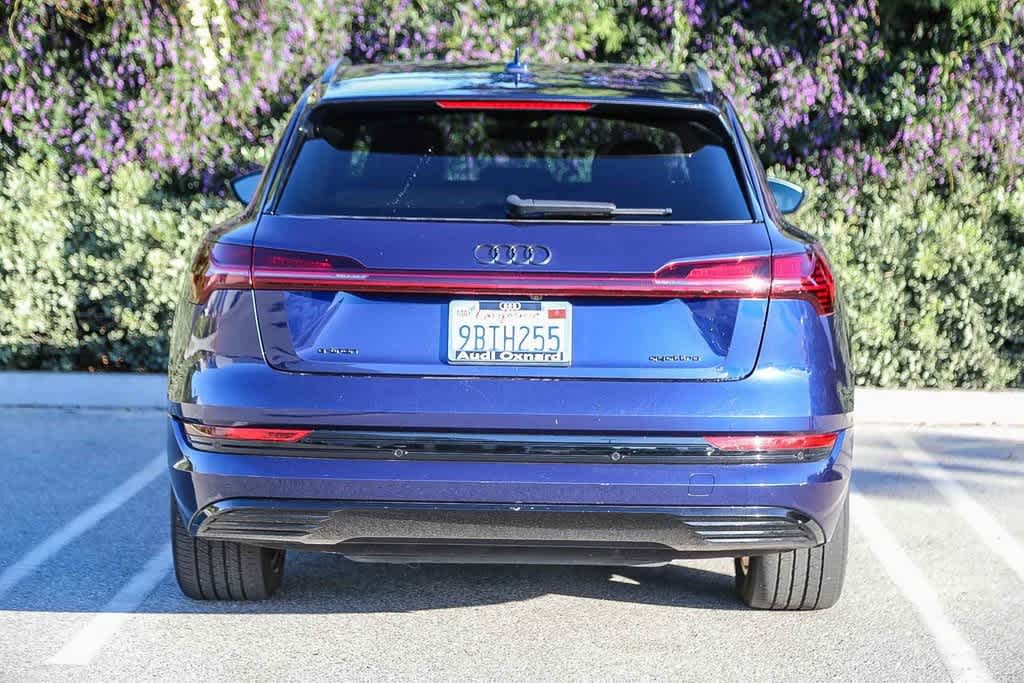 Thumbnail: 2022 Audi e-tron - 5