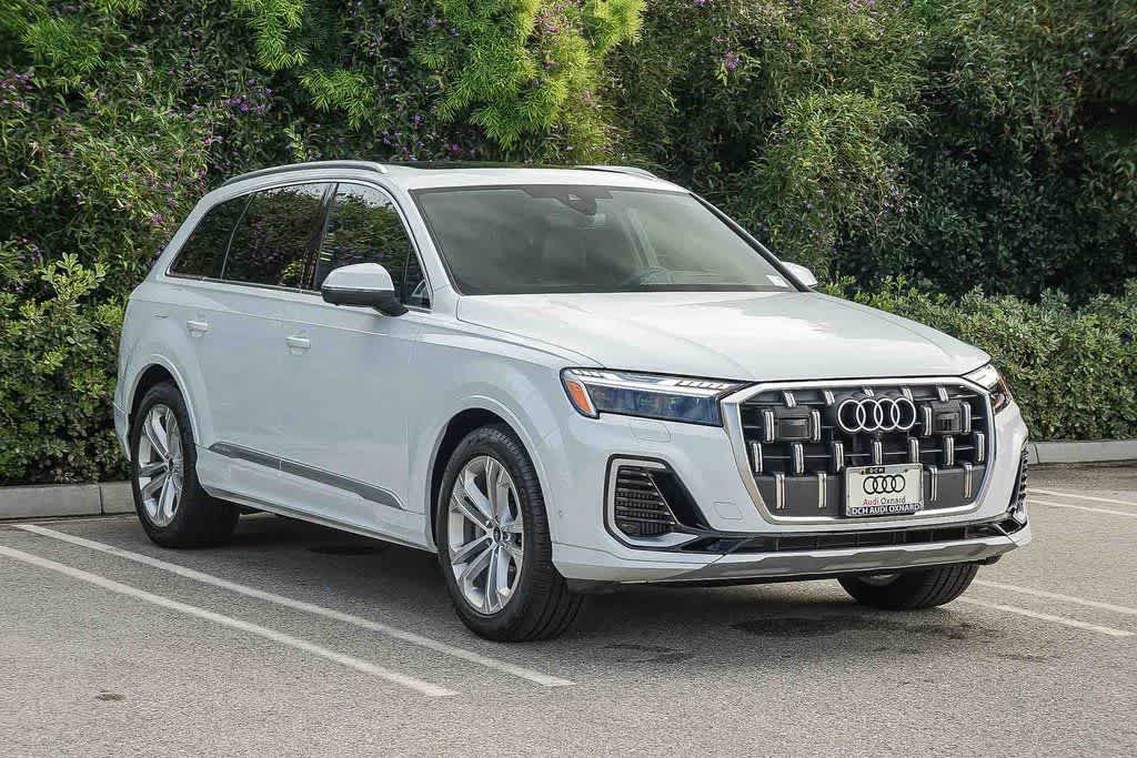 Thumbnail: 2025 Audi Q7 - 3