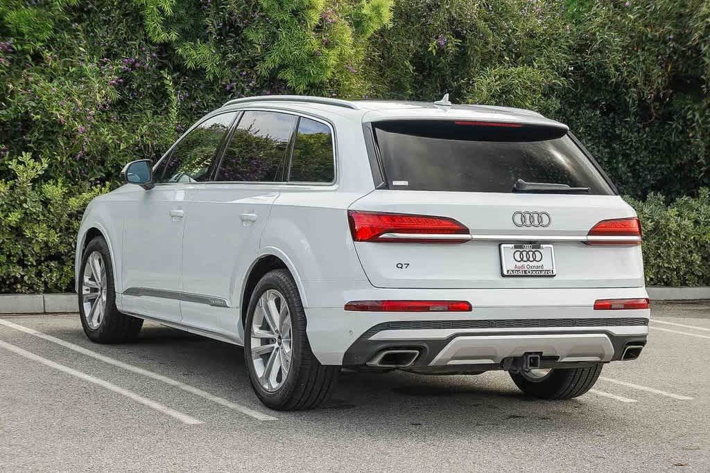 Thumbnail: 2025 Audi Q7 - 6