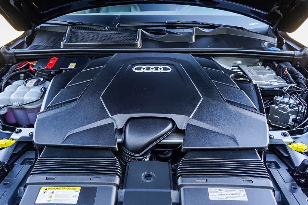 Thumbnail: 2023 Audi Q7 - 30