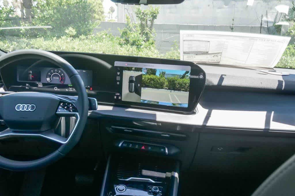 Thumbnail: 2026 Audi Q3 - 13