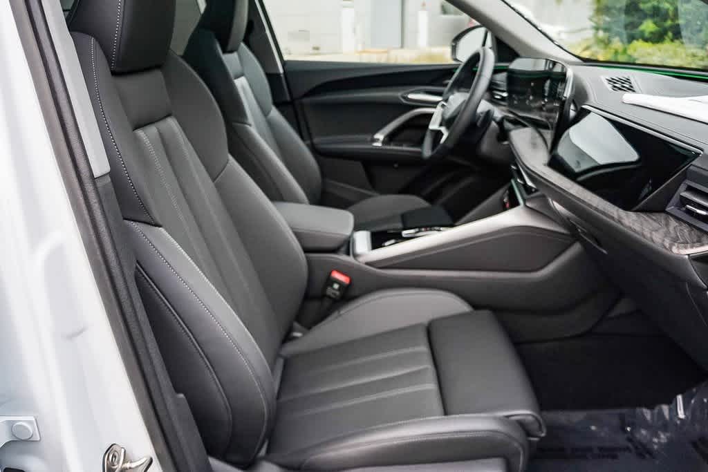 Thumbnail: 2025 Audi Q5 - 19