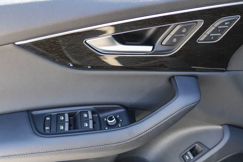 Thumbnail: 2024 Audi Q7 - 18