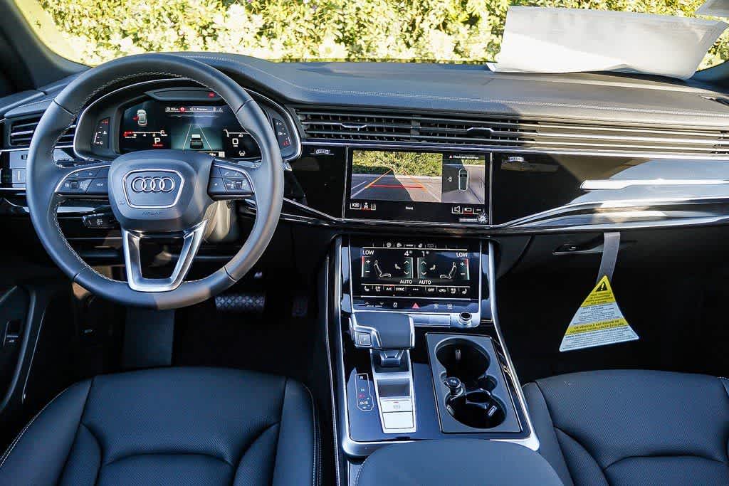 Thumbnail: 2026 Audi Q8 - 12