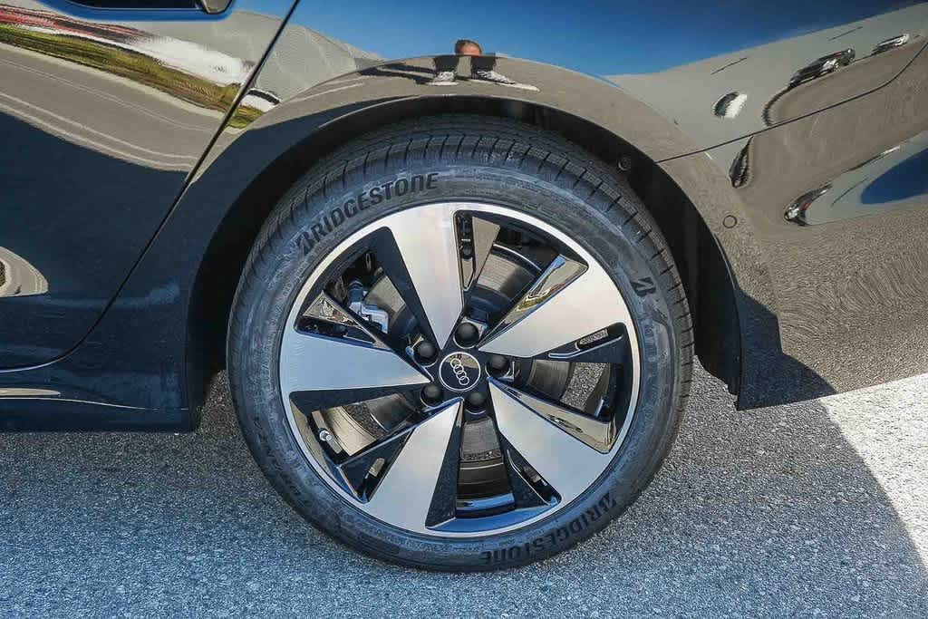 Thumbnail: 2025 Audi A5 - 11