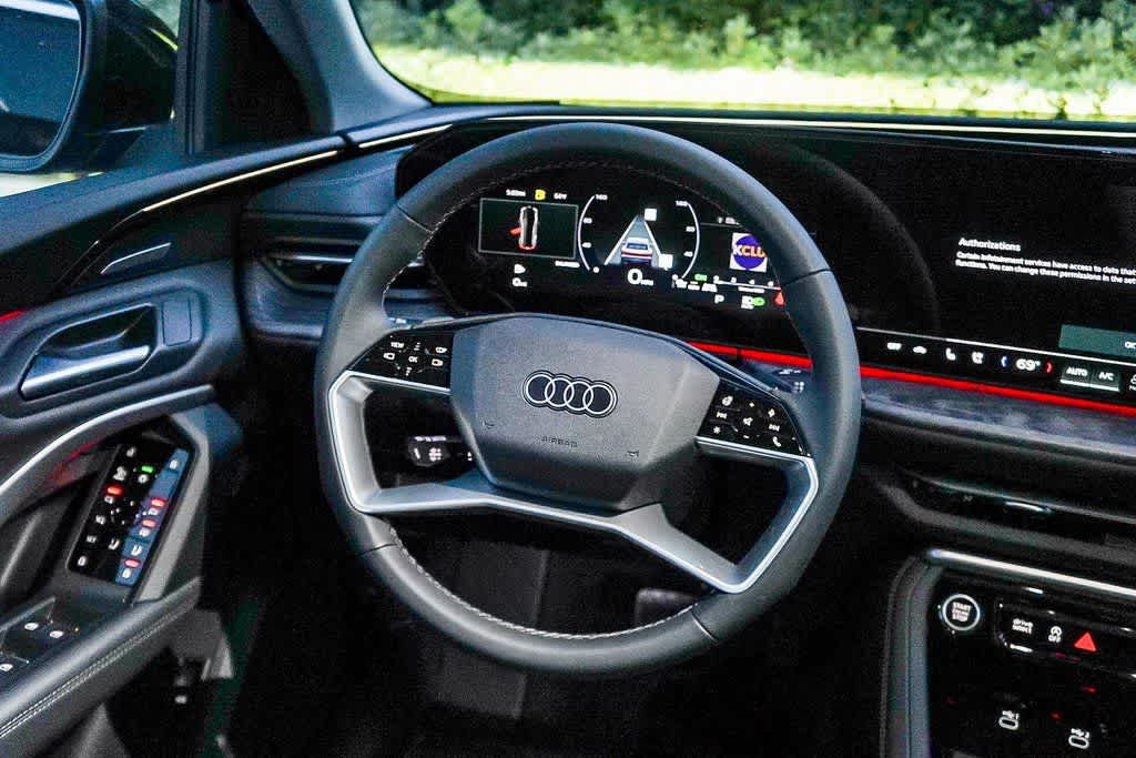 Thumbnail: 2025 Audi Q5 - 15