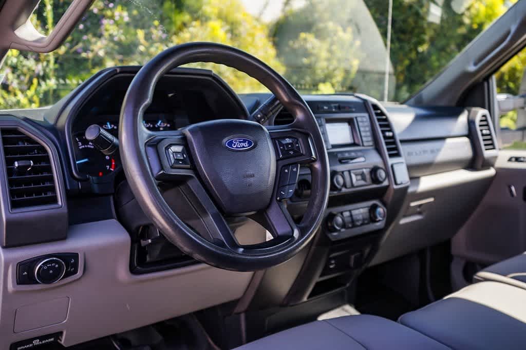 2020 Ford Econoline E-250 12