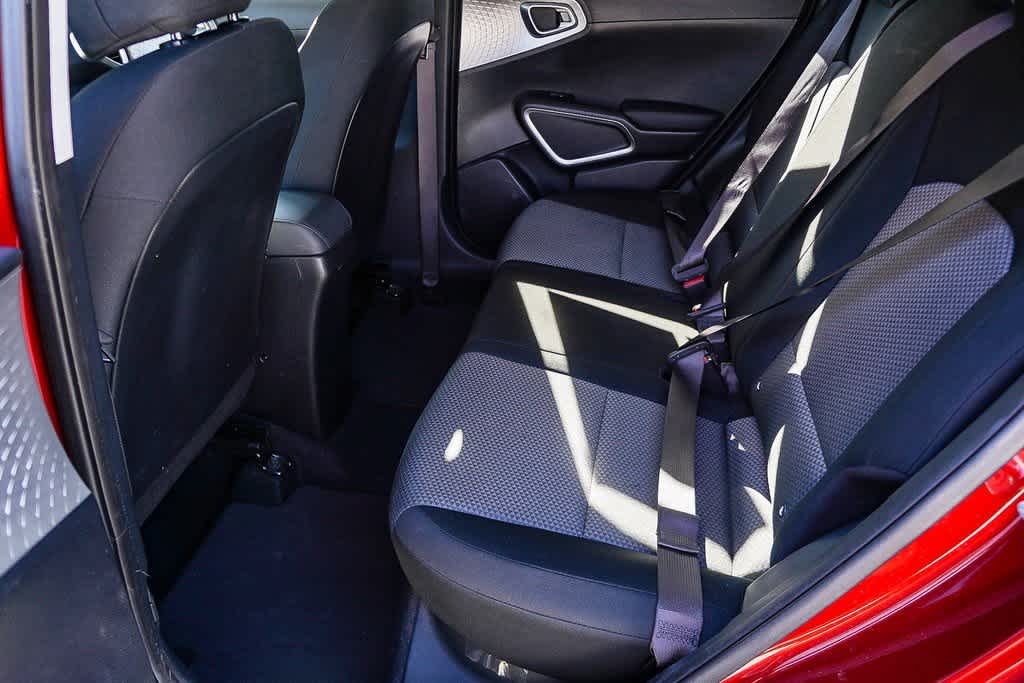 Thumbnail: 2023 Kia Soul - 18