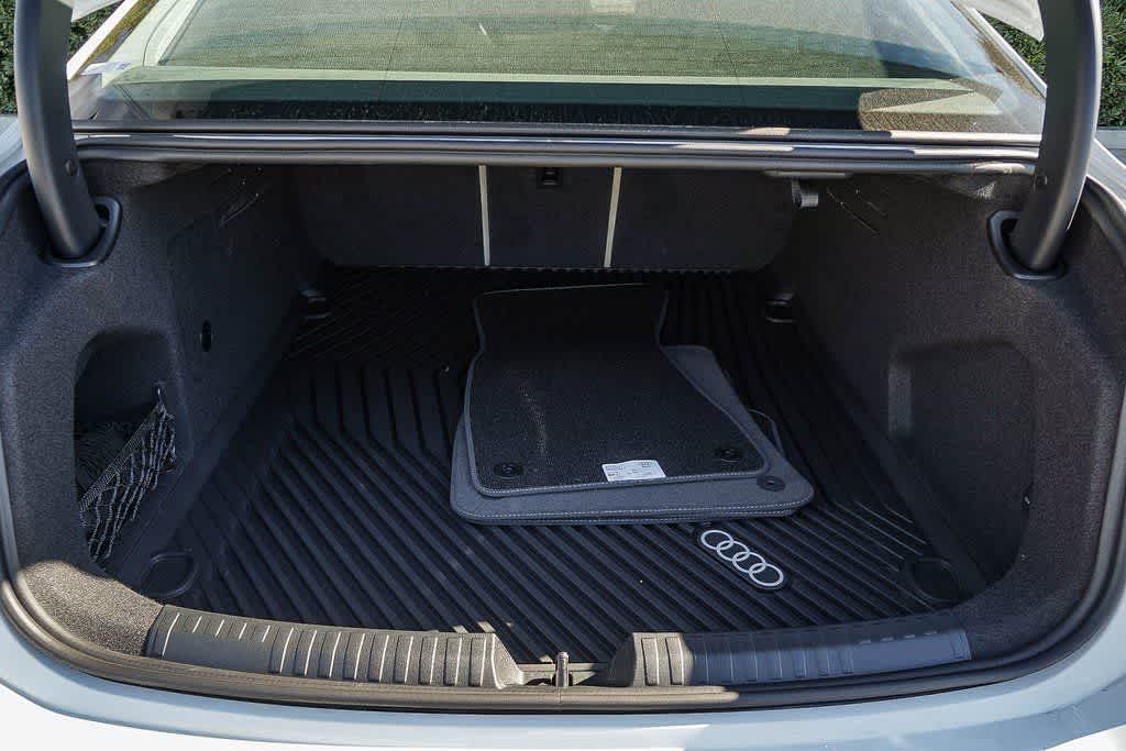 Thumbnail: 2026 Audi A6 - 28