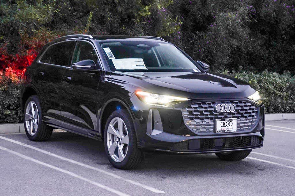 Thumbnail: 2025 Audi Q5 - 3