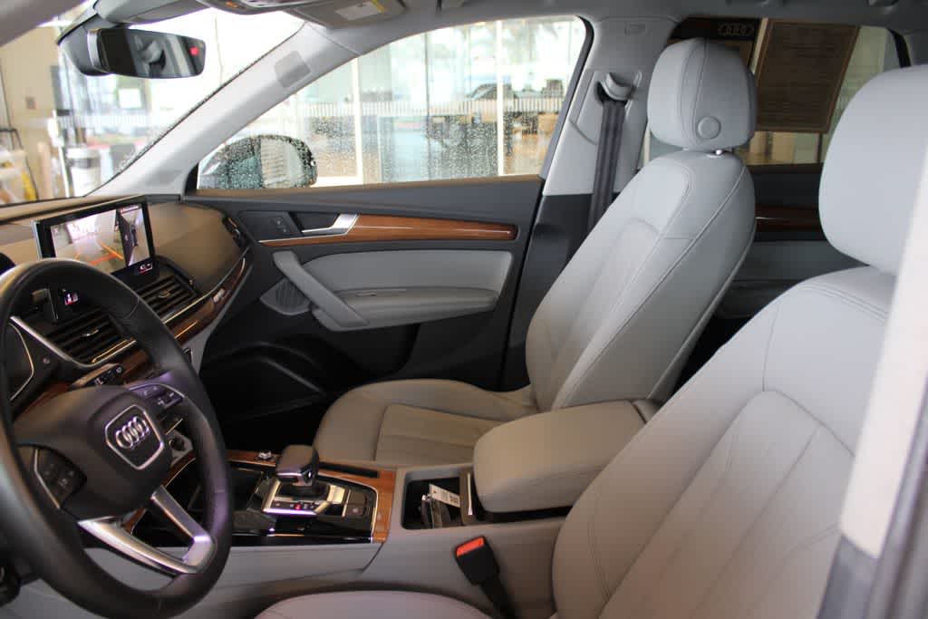 Thumbnail: 2022 Audi Q5 - 19