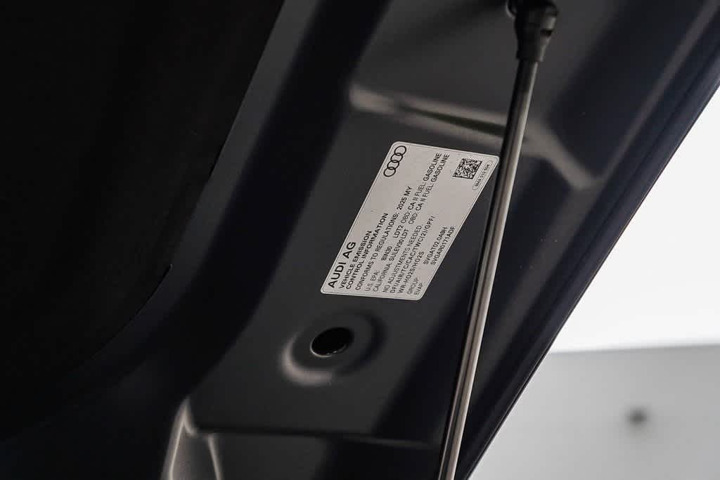 Thumbnail: 2025 Audi Q5 - 31