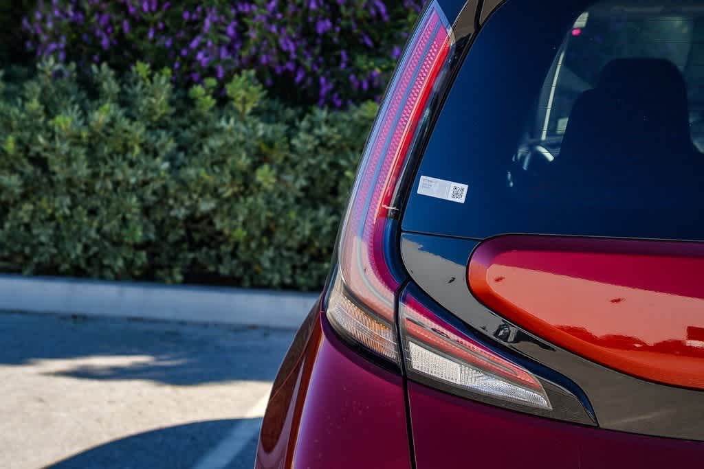 Thumbnail: 2023 Kia Soul - 7