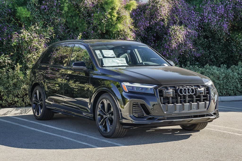 Thumbnail: 2026 Audi Q7 - 3