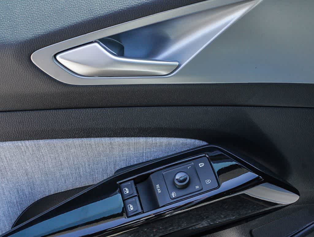 Thumbnail: 2023 Volkswagen ID.4 - 20