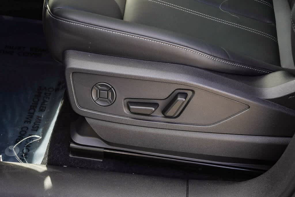 Thumbnail: 2025 Audi Q5 - 23