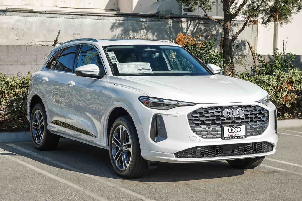 Thumbnail: 2026 Audi Q5 - 3