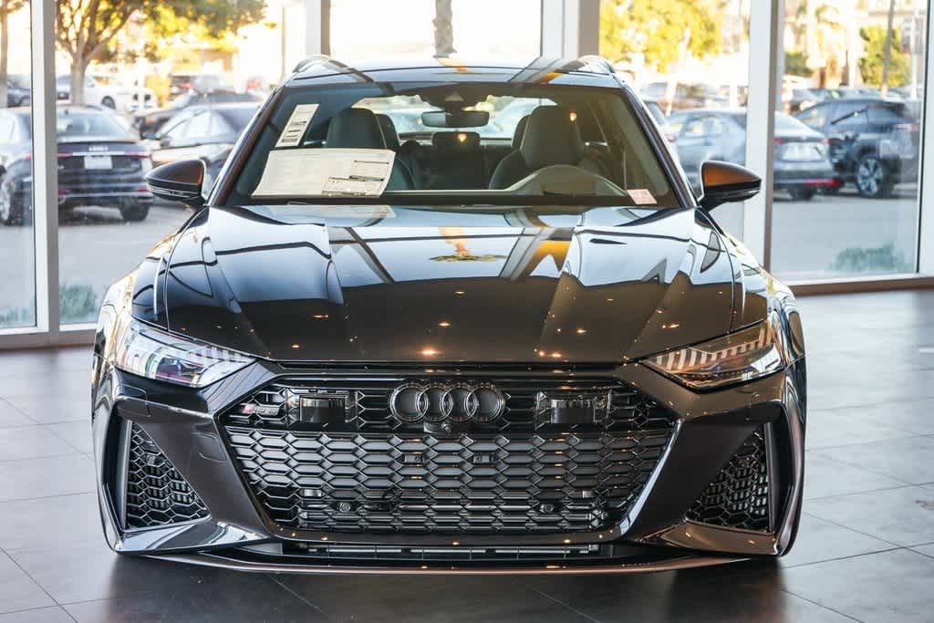 Thumbnail: 2025 Audi RS 6 - 2