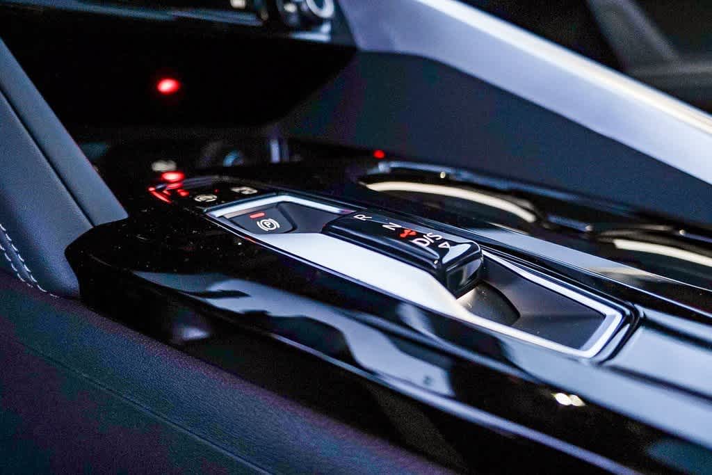 Thumbnail: 2025 Audi Q5 - 25