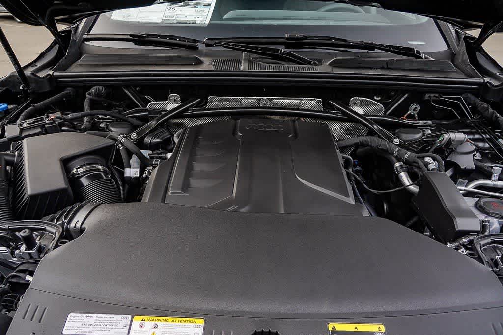 Thumbnail: 2025 Audi Q5 - 30