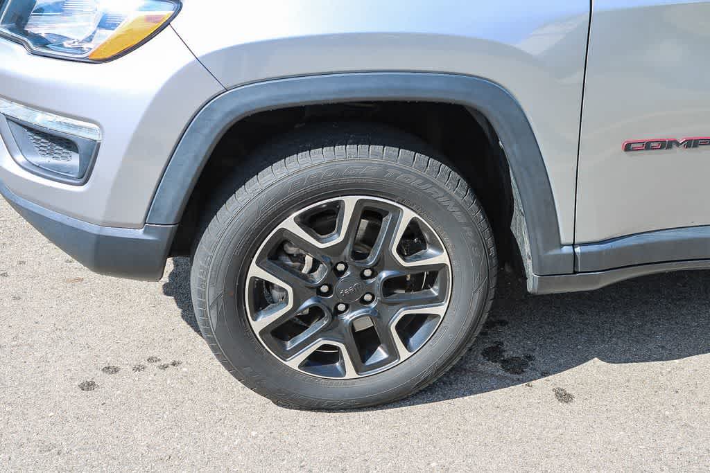 Thumbnail: 2020 Jeep Compass - 6